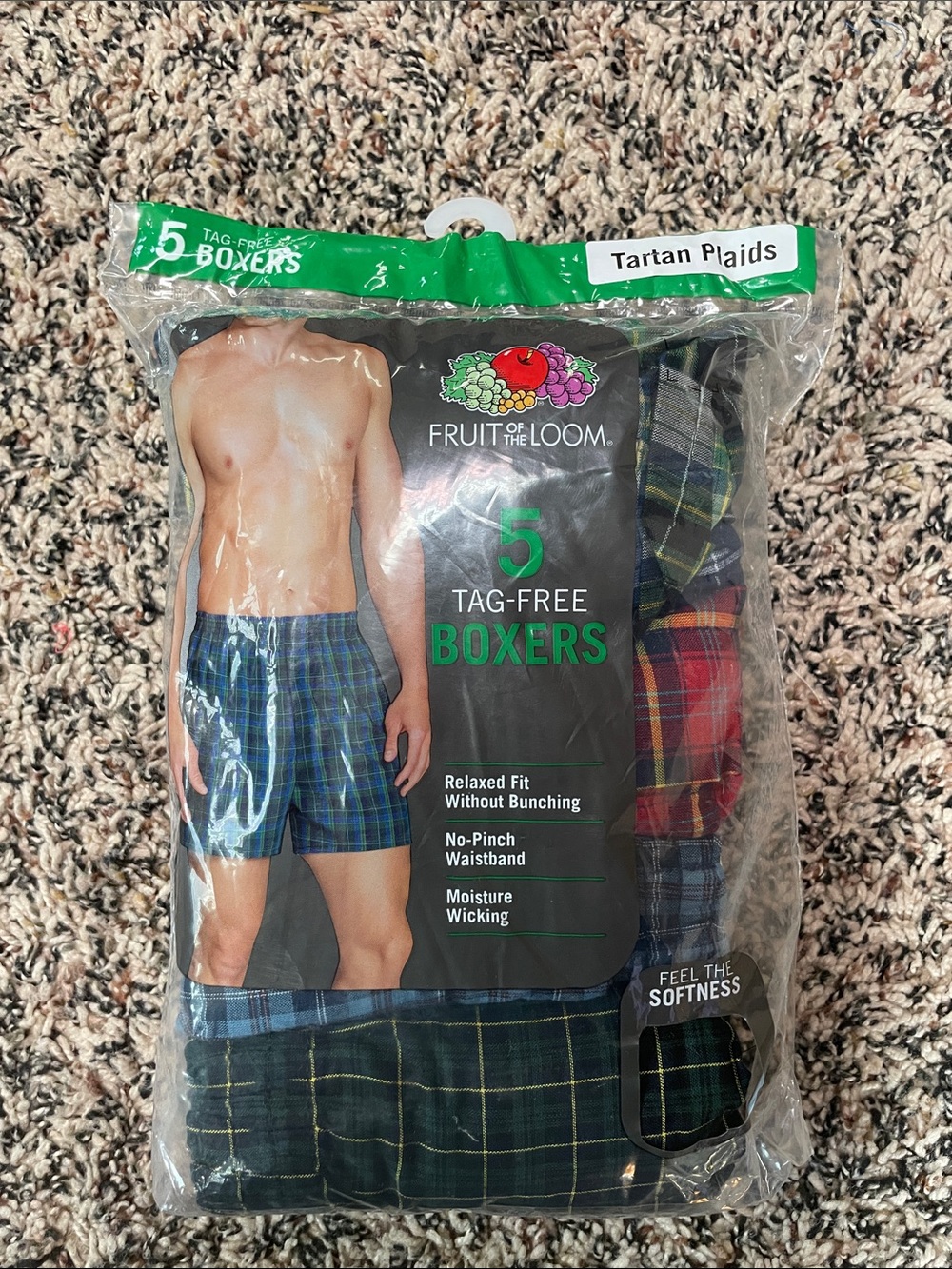 Fruit of the Loom Men's Tag-Free Plaid Boxers - Green & Blue Tartan (5-Pack) S